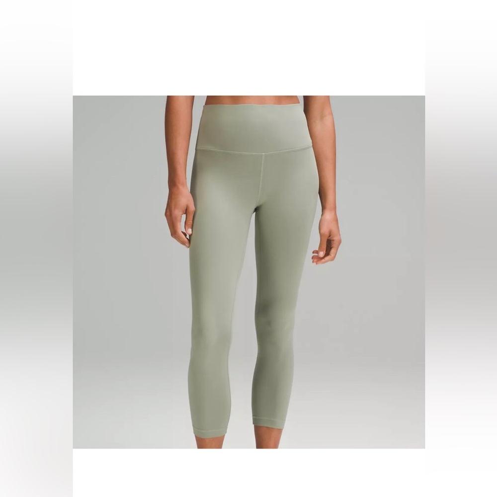 Lululemon Wunder Under HR crop 23”